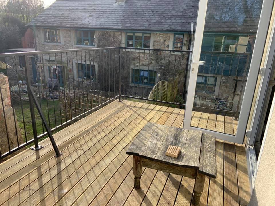 Roof deck and sun terrace repair : before, during and after